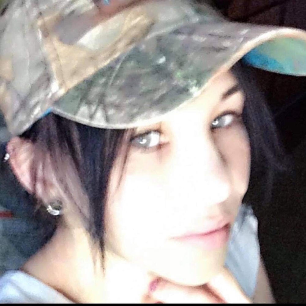 Meet your Posher, Vicky